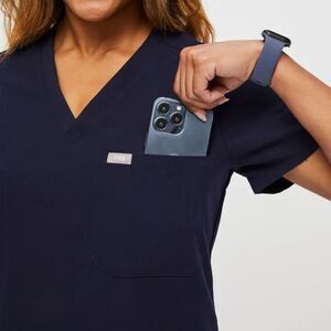 FIGS Catarina One-Pocket Scrub Top™ | XL | Navy